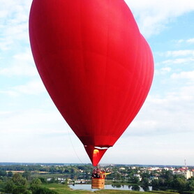 полет на воздушном шаре в форме Сердца - авто на свадьбу в Киеве - портфолио 3