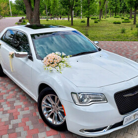 Chrysler 300c - авто на свадьбу в Кропивницком - портфолио 1