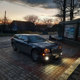 Крайслер 300с - авто на свадьбу в Черновцах - портфолио 1