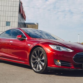 Tesla Model S - авто на свадьбу в Запорожье - портфолио 6
