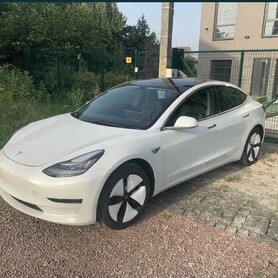 Tesla Model 3 - авто на свадьбу в Одессе - портфолио 2