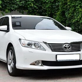 153 Toyota Camry V50 белая аренда - авто на свадьбу в Киеве - портфолио 1