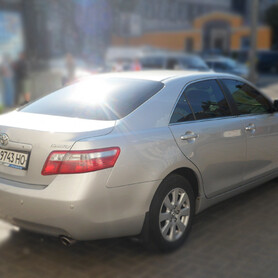 156 Toyota Camry серебристая - авто на свадьбу в Киеве - портфолио 4