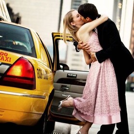 162 Ford Crown Victoria New York city taxi - авто на свадьбу в Киеве - портфолио 1