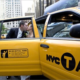 162 Ford Crown Victoria New York city taxi - авто на свадьбу в Киеве - портфолио 2