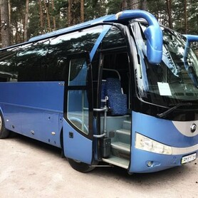 339 Автобус Yutong голубой прокат аренда - авто на свадьбу в Киеве - портфолио 1