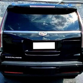 360 Cadillac Escalade черный new аренда Киев - авто на свадьбу в Киеве - портфолио 4