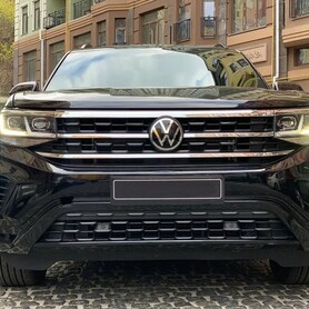 201 Volkswagen Atlas R-Line оренда позашляховика - авто на весілля
 у Києві - портфоліо 3