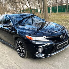 097 Toyota Camry 2020 аренда на свадьбу трансфер - авто на свадьбу в Киеве - портфолио 2