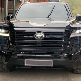 370 Позашляховик Toyota Land Cruiser 300 - авто на весілля
 у Києві - портфоліо 2