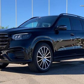 250 Позашляховик Mercedes Benz Gls AMG 400 оренда - авто на весілля
 у Києві - портфоліо 3
