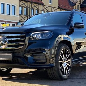 250 Позашляховик Mercedes Benz Gls AMG 400 оренда - авто на весілля
 у Києві - портфоліо 4