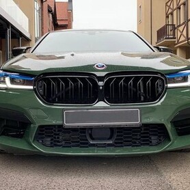 430 BMW M5 F90 на прокат для весільної зйомки - авто на весілля
 у Києві - портфоліо 5