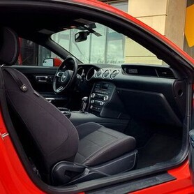121 Ford Mustang GT 3.7 красный спорткар - авто на свадьбу в Киеве - портфолио 6