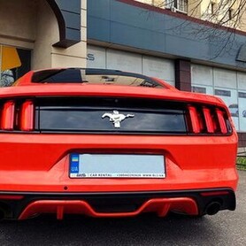 121 Ford Mustang GT 3.7 красный спорткар - авто на свадьбу в Киеве - портфолио 5