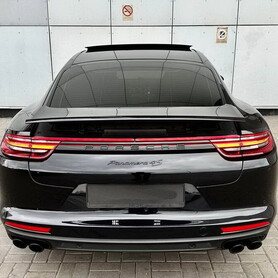 191 Прокат Porsche Panamera 4S E-Hybrit - авто на весілля
 у Києві - портфоліо 5