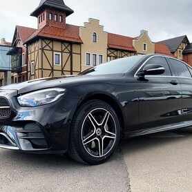 344 Mercedes Benz E-class EQ W213 чорний HIBRYD - авто на весілля
 у Києві - портфоліо 3