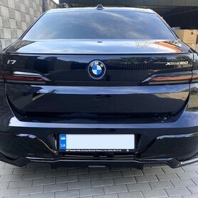 340 BMW i7 xDrive черный - авто на весілля
 у Києві - портфоліо 5