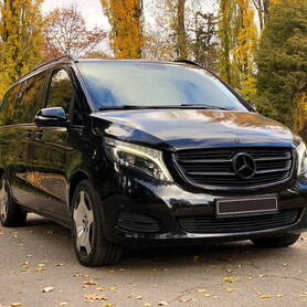 309 Микроавтобус Mercedes V класс на свадьбу - авто на весілля
 у Києві - портфоліо 2