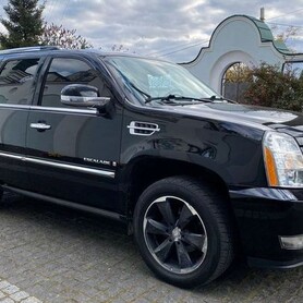 122 Внедорожник Cadillac Escalade заказать - авто на весілля
 у Києві - портфоліо 1