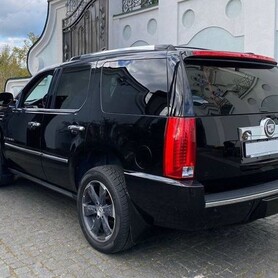 122 Внедорожник Cadillac Escalade заказать - авто на весілля
 у Києві - портфоліо 5