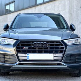 120 Внедорожник Audi Q5-Quattro серо-голубой - авто на весілля
 у Києві - портфоліо 2