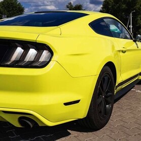 128 Ford Mustang GT 3.7 салатовый спорткар - авто на весілля
 у Києві - портфоліо 5