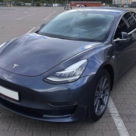 145 Электрокар Tesla Model 3 серая - авто на весілля
 у Києві - портфоліо 1