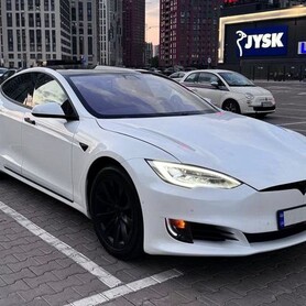 168 Электрокар Tesla Model S белая прокат б - авто на весілля
 у Києві - портфоліо 1