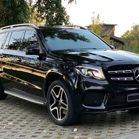 385 Внедорожник Mercedes GLS 350 аренда - авто на весілля
 у Києві - портфоліо 3