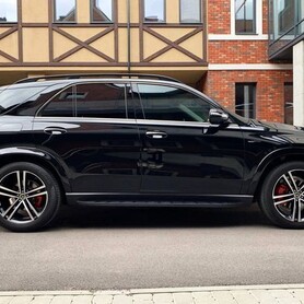 374 Bнедорожник на свадьбу Mercedes GLE 350 прокат - авто на весілля
 у Києві - портфоліо 6