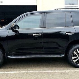 384 Оренда броньований джип Lexus LX 570 B6 - авто на весілля
 у Києві - портфоліо 4