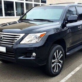 384 Оренда броньований джип Lexus LX 570 B6 - авто на весілля
 у Києві - портфоліо 1
