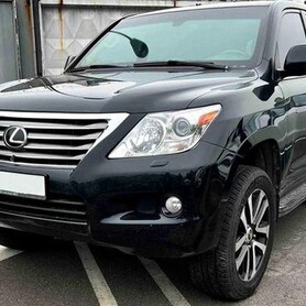 384 Оренда броньований джип Lexus LX 570 B6 - авто на весілля
 у Києві - портфоліо 2