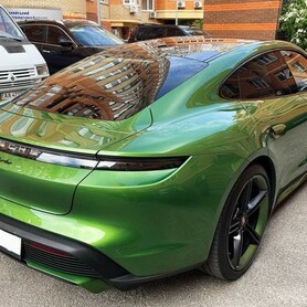 400 Прокат Porsche Taycan Turbo 671 hp AWD - авто на весілля
 у Києві - портфоліо 3