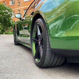 400 Прокат Porsche Taycan Turbo 671 hp AWD - авто на весілля
 у Києві - портфоліо 5