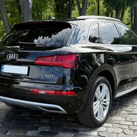 404 Позашляховик на весілля Audi Q5 чорний - авто на весілля
 у Києві - портфоліо 3