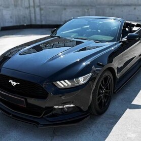 365 Кабріолет Ford Mustang GT чорний - авто на весілля
 у Києві - портфоліо 1