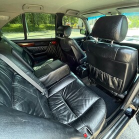 BMW E34 - авто на весілля
 у Запоріжжі - портфоліо 3
