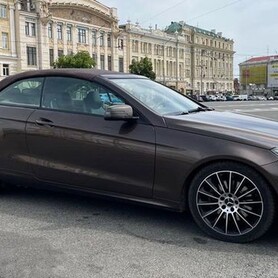 407 Кабріолет Mercedes E350 BLUETEC - авто на весілля
 у Києві - портфоліо 4