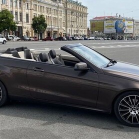 407 Кабріолет Mercedes E350 BLUETEC - авто на весілля
 у Києві - портфоліо 1