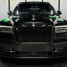 408 Прокат Rolls-Royce Cullinan на весілля - авто на весілля
 у Києві - портфоліо 2