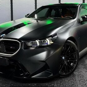410 BMW M5 G90 напрокат без водія - авто на весілля
 у Києві - портфоліо 1