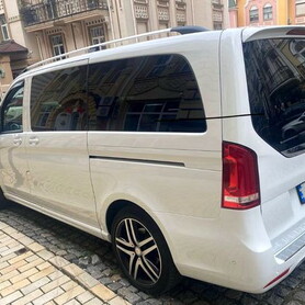 411 Мікроавтобус на весілля Mercedes Benz V class - авто на весілля
 у Києві - портфоліо 3