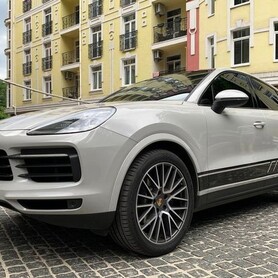 417 Оренда Porsche Cayenne Coupe - авто на весілля
 у Києві - портфоліо 4