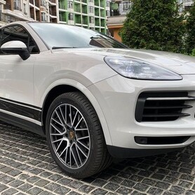 417 Оренда Porsche Cayenne Coupe - авто на весілля
 у Києві - портфоліо 1