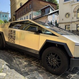 021 Tesla Cybertruck оренда на фотосесію зйомки - авто на весілля
 у Києві - портфоліо 2