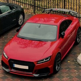 419 Audi TT RS червона для фотосесії зйомки оренда - авто на весілля
 у Києві - портфоліо 4