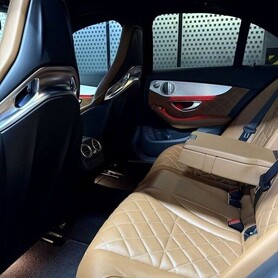 428 Прокат Mercedes-Benz C63s без водія в Києві - авто на весілля
 у Києві - портфоліо 6