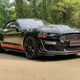 427 Кабріолет Ford Mustang GT 5.0 чорний - авто на весілля
 у Києві - портфоліо 4